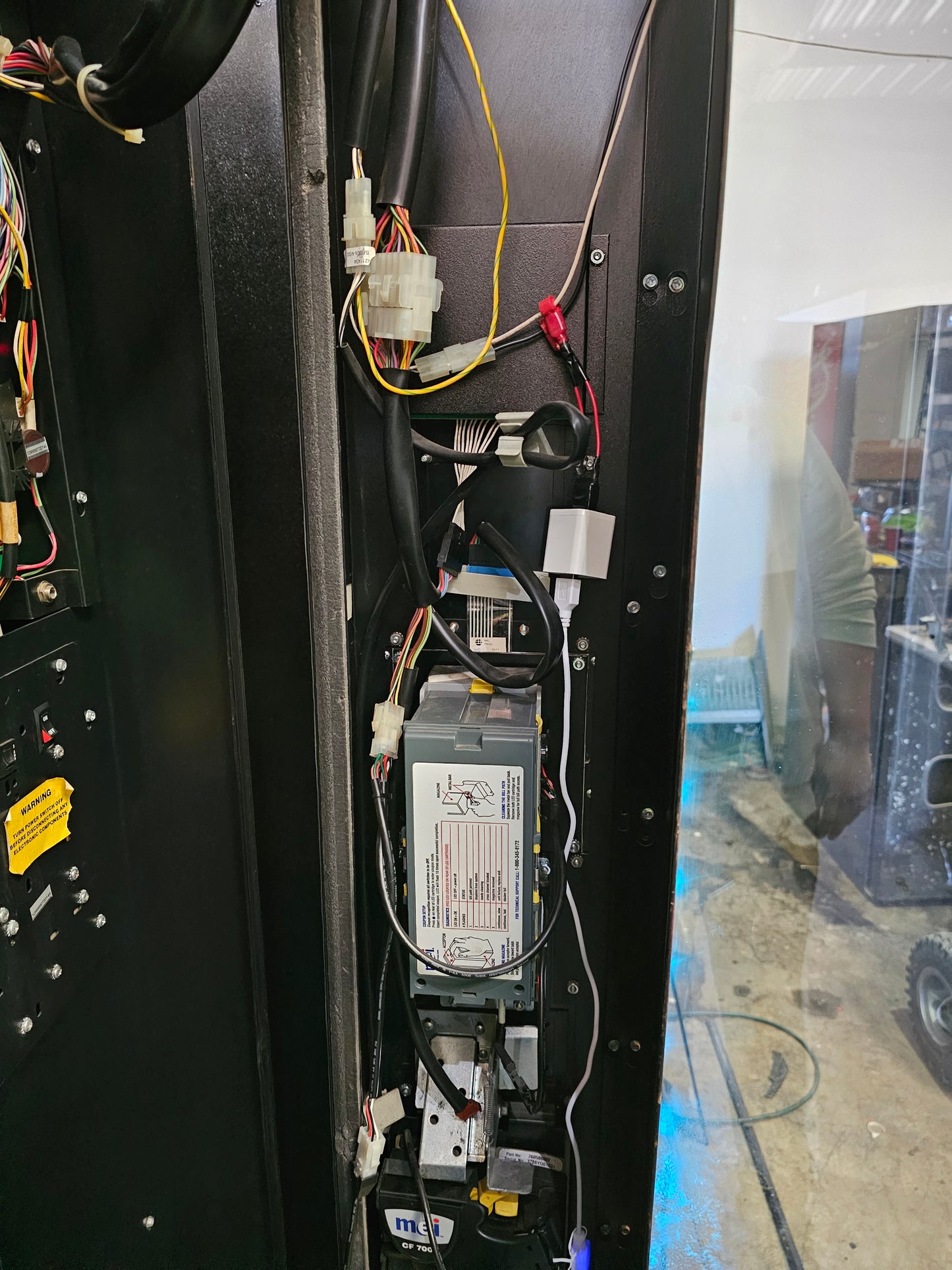 USI Snack Machine 3160